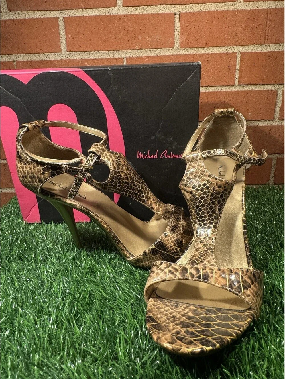 Women’s Michael Antonio Shazay Faux Snake Skin Heels Size 10